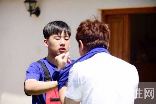 郭德綱兒子個人資料曝光 郭德綱兩任老婆大揭秘