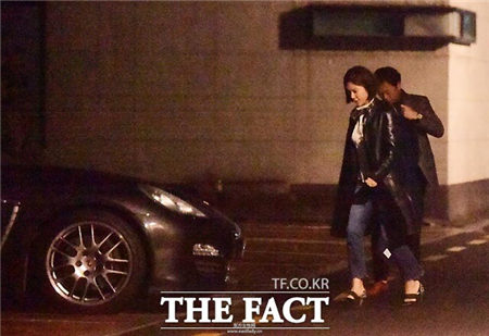 《我們結(jié)婚了》黃靜茵與高爾夫球選手密會(huì) 坦承戀愛消息