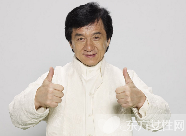 62歲成龍獲奧斯卡獎 成龍微博發(fā)聲 電話被打爆了