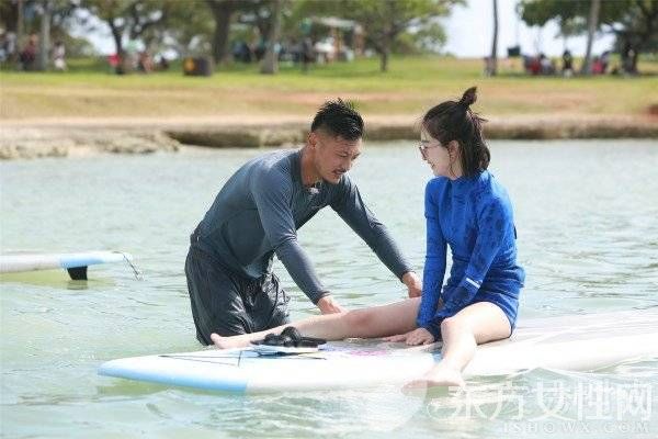 周冬雨個人資料 周冬雨余文樂相差幾歲