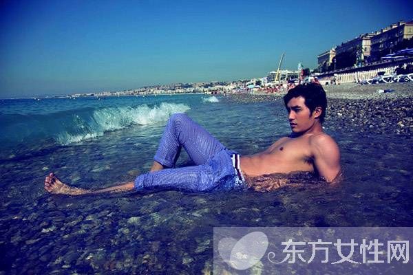 賀軍翔個(gè)人資料 賀軍翔被爆與初戀女友糾纏11年后復(fù)合