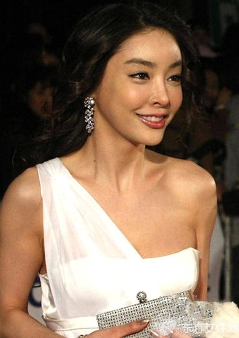 韓國娛樂圈潛規(guī)則 揭不堪潛規(guī)則香消玉損的韓星