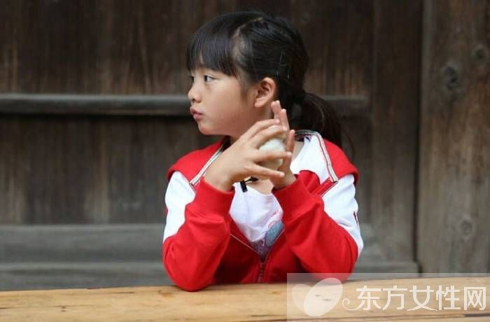 黃磊女兒黃多多個人資料 多多一口流利純正英語獲網(wǎng)友贊賞