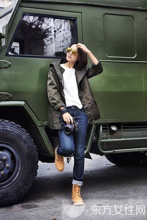 朱丹緋聞男友大盤點(diǎn) 朱丹與正牌男友街頭擁吻遭偷拍