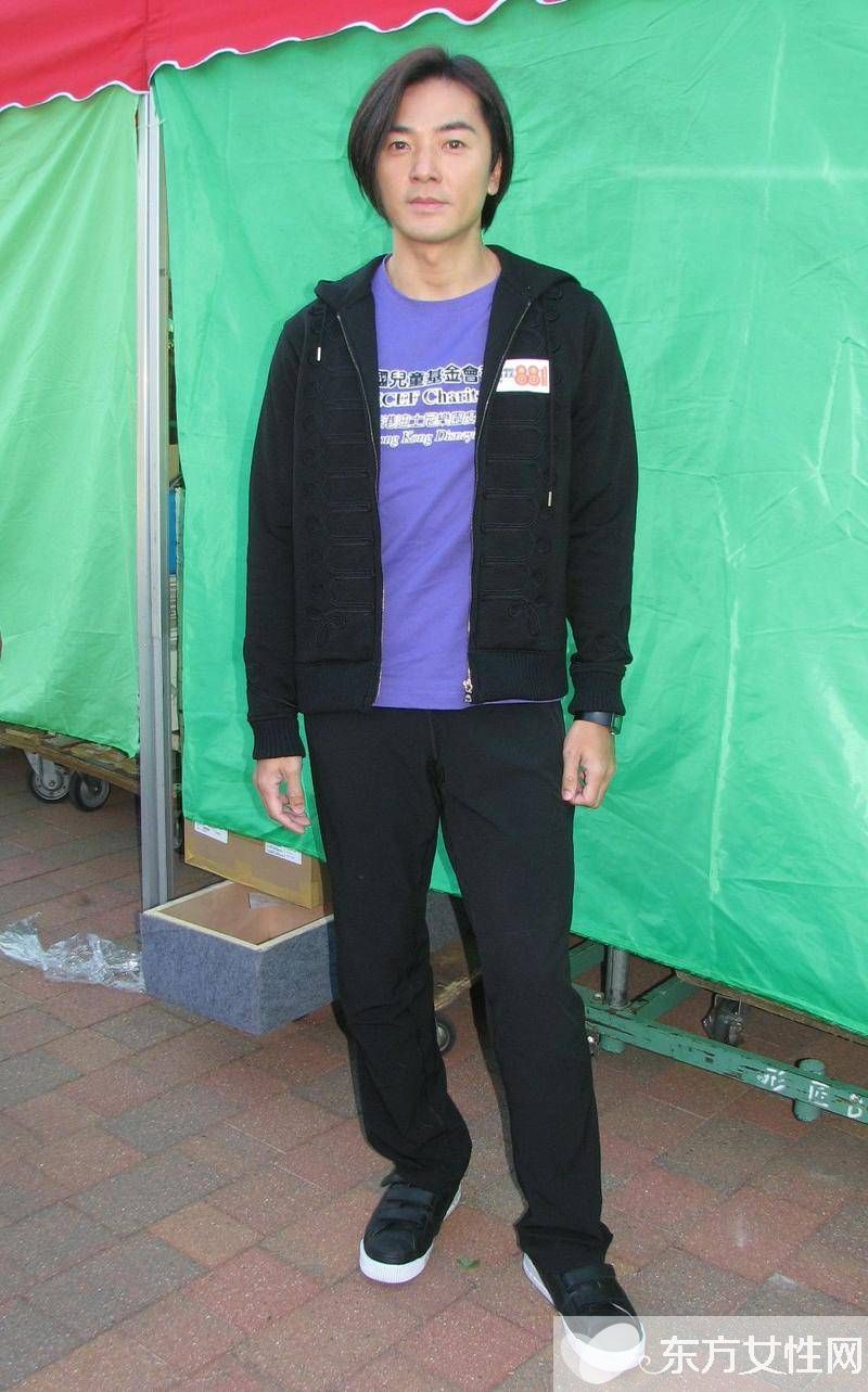 鄭伊健個(gè)人資料 鄭伊健為什么7年后才迎娶蒙嘉慧