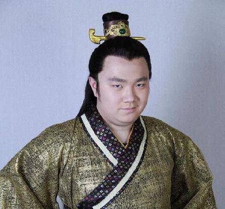 贏駟和嬴政的關系 秦惠文王為什么殺商鞅