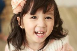 吳聊聊的媽媽是誰 吳聊聊神秘家庭背景曝光