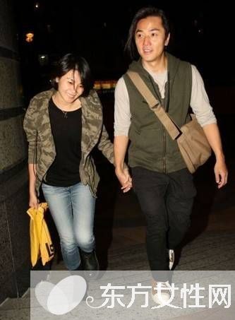 鄭伊健個(gè)人資料 鄭伊健為什么7年后才迎娶蒙嘉慧