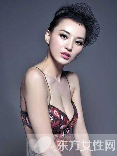 盤點(diǎn)娛樂(lè)圈大尺度全裸無(wú)遮掩的性感女神