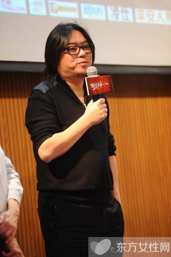 高曉松自拍美顏遭還原 揭高曉松不為人知的顯赫背景