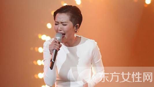 譚維維手臂霸氣紋身引爭議 揭譚維維多處紋身來歷