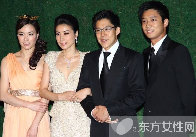 霍啟剛郭晶晶真人秀甜到 虐  恩愛夫妻羨煞旁人