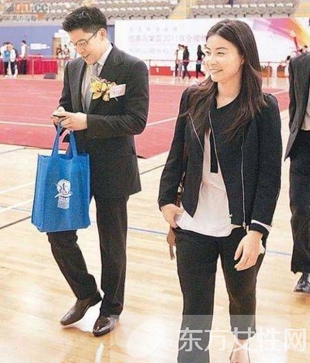 霍啟剛郭晶晶真人秀甜到 虐  恩愛夫妻羨煞旁人