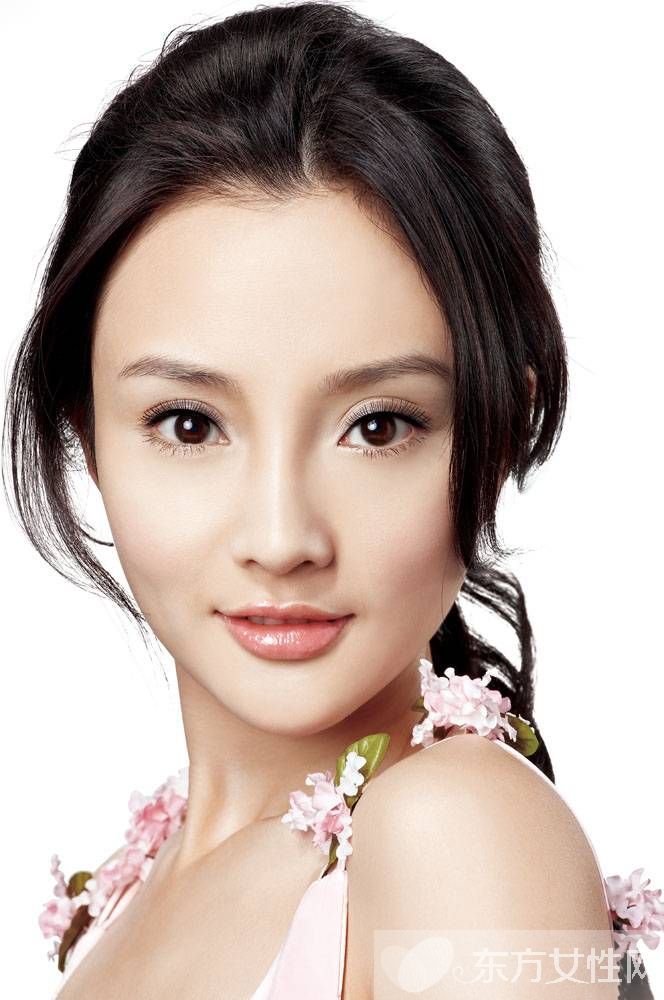 李小璐整容失敗變臉癱 老公賈乃亮力挺愛妻否認(rèn)整容