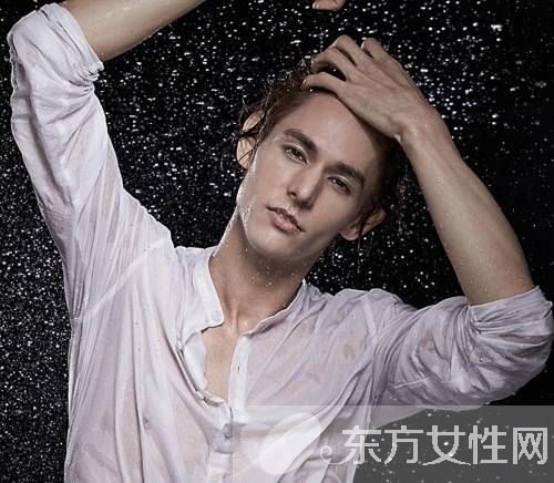 混血美男李賢宰個人資料 李賢宰女友遭曝光