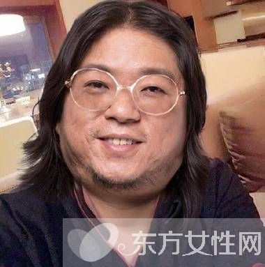 高曉松自拍美顏遭還原 揭高曉松不為人知的顯赫背景