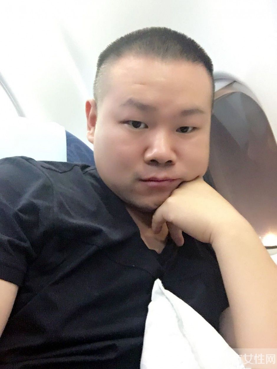 高曉松自拍美顏遭還原 揭高曉松不為人知的顯赫背景