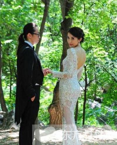 潘石屹兒子潘瑞結(jié)婚 新娘美艷動人引發(fā)網(wǎng)友關(guān)注