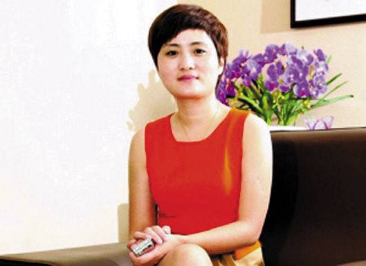 浙江永康美女老板幫弟弟還賭債惹詐騙罪 出逃非洲終被捕