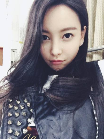 于文文整容前舊照曝光 于文文最美和聲爆冷出局