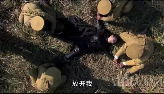 盤點拍激情戲受傷的女星 楊冪鼻子受傷血流不止