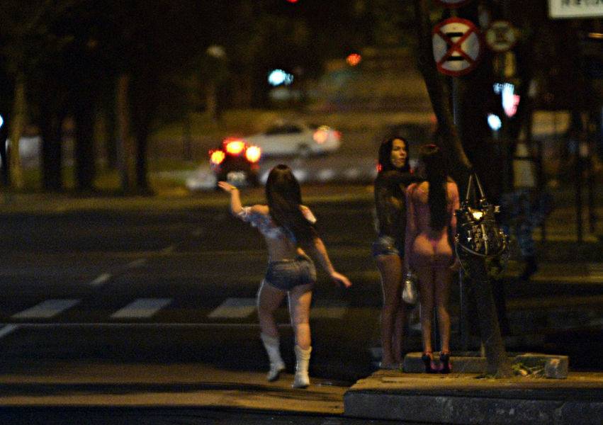 東莞淫穢色情服務 揭秘色情行業(yè)內(nèi)幕