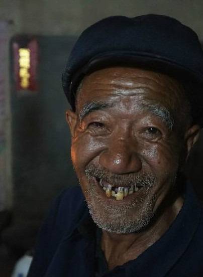  掛面爺爺 張世新因病逝世 舌尖2導(dǎo)演寫文緬懷