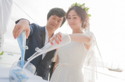 劉蕓鄭鈞結(jié)婚內(nèi)幕 曝新婚夜離家出走