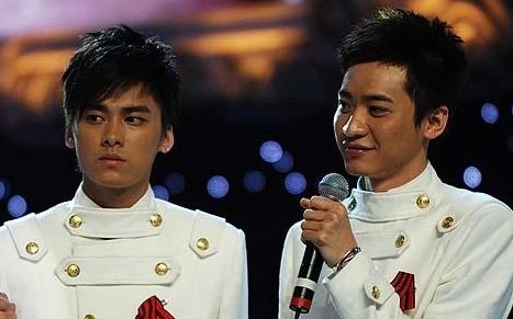 劉璇王弢身高差多少 王弢和李易峰什幺關(guān)系