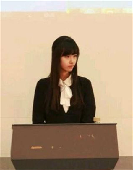 南航?；惗检`個(gè)人資料微博證件照