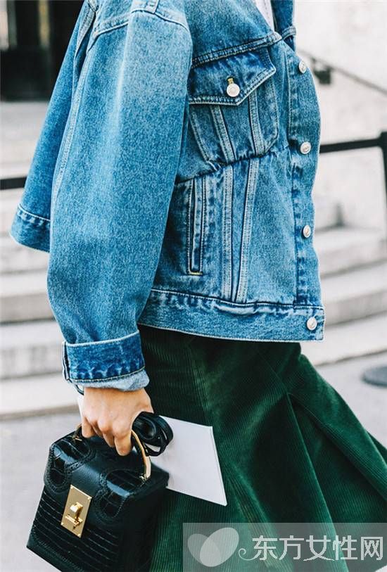 看似老氣的燈芯絨穿在他們身上居然這么時(shí)髦