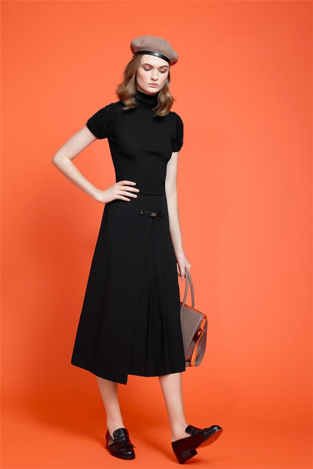 Paule Ka 2015早秋女裝流行發(fā)布