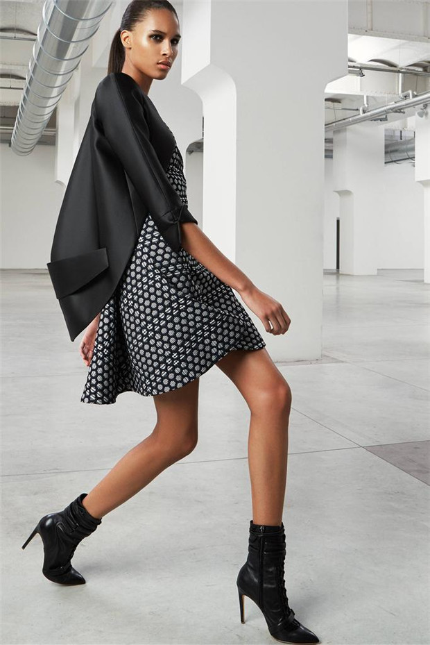 Antonio Berardi 2015早秋女裝流行發(fā)布