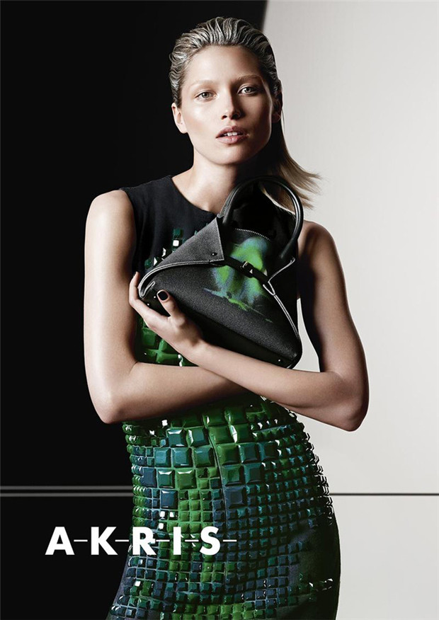 Akris 2014秋冬手袋系列廣告大片