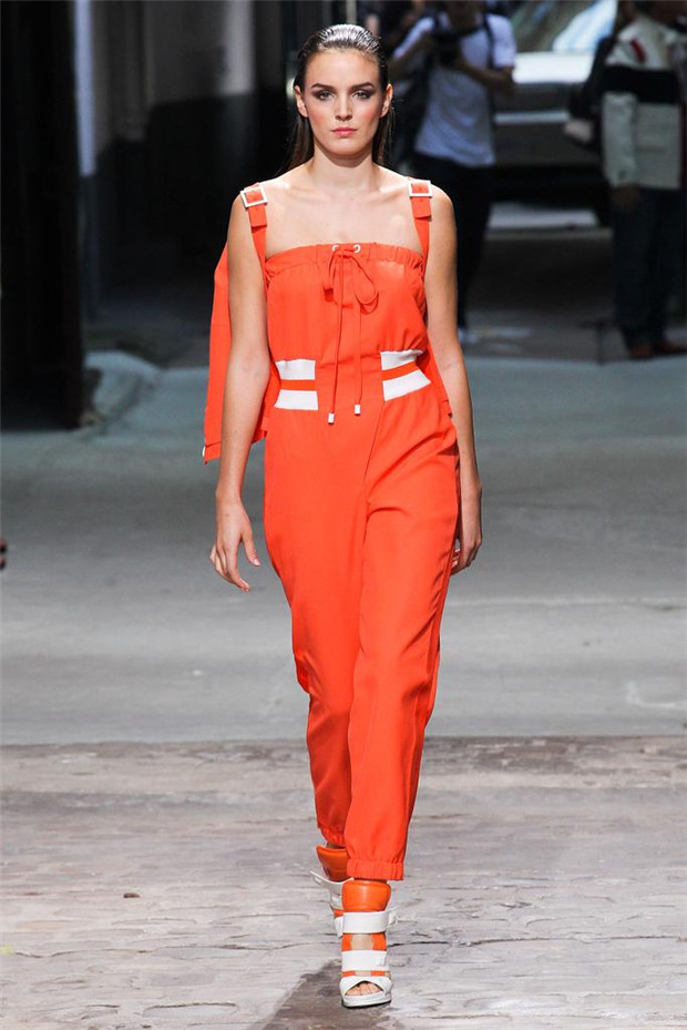 JC de Castelbajac 2015春夏女裝流行發(fā)布