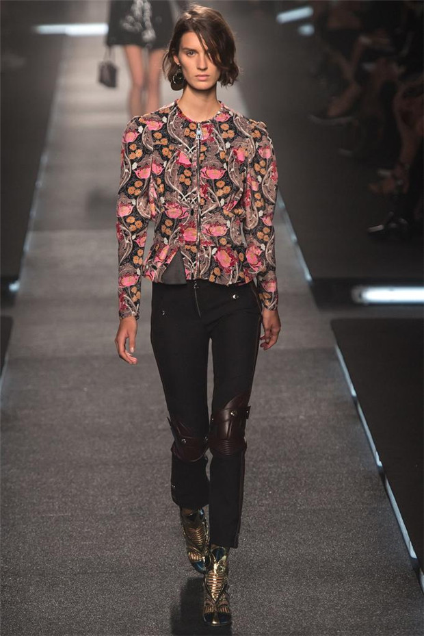 Louis Vuitton 2015春夏女裝流行發(fā)布