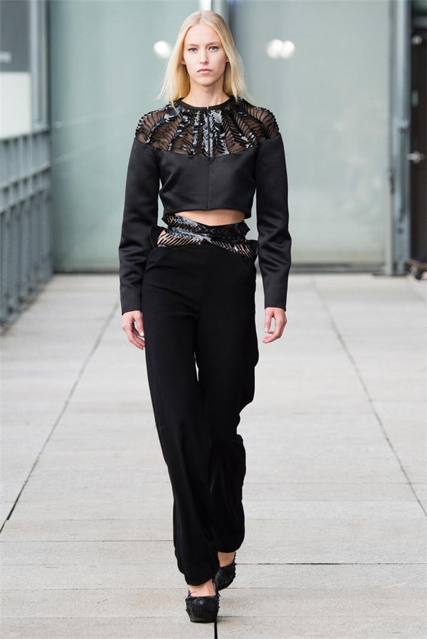 Iris van Herpen 2015春夏女裝流行發(fā)布