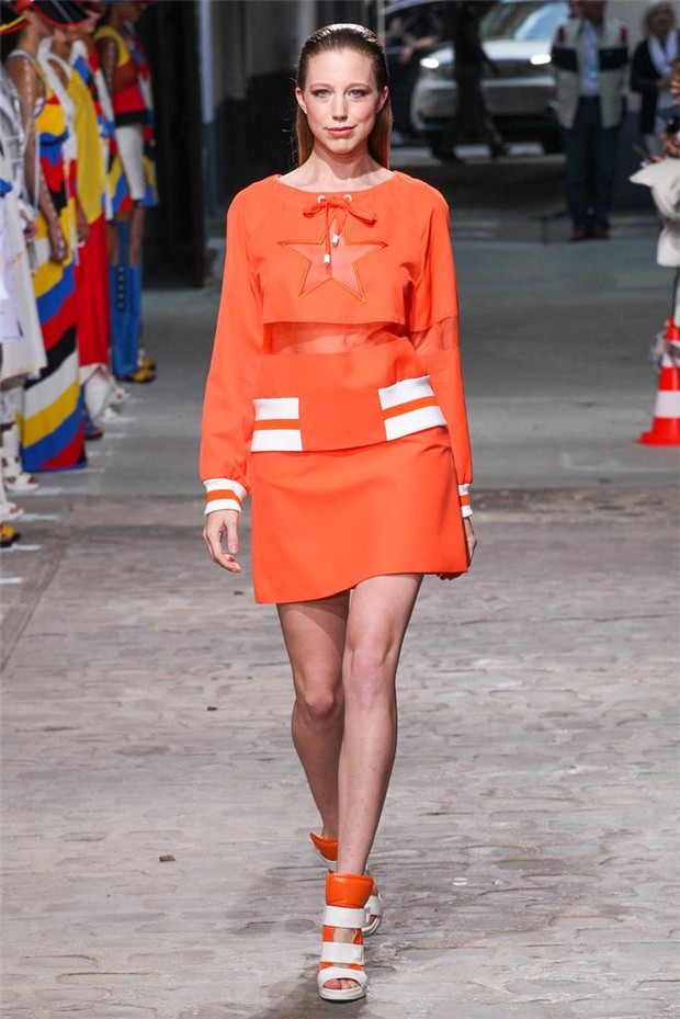 JC de Castelbajac 2015春夏女裝流行發(fā)布