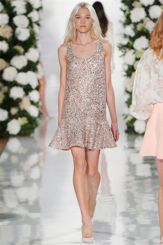 Valentin Yudashkin 2015春夏女裝流行發(fā)布