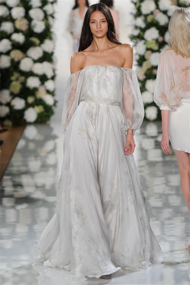 Valentin Yudashkin 2015春夏女裝流行發(fā)布