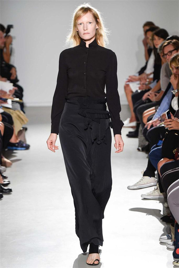 Veronique Branquinho 2015春夏女裝流行發(fā)布