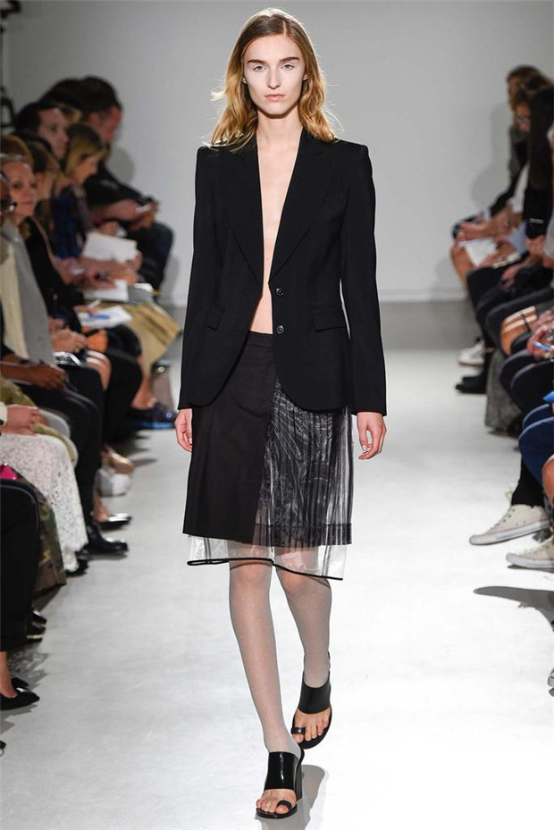 Veronique Branquinho 2015春夏女裝流行發(fā)布