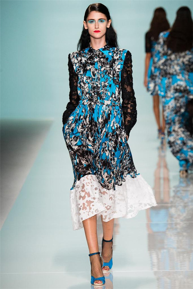 Emanuel Ungaro 2015春夏女裝流行發(fā)布