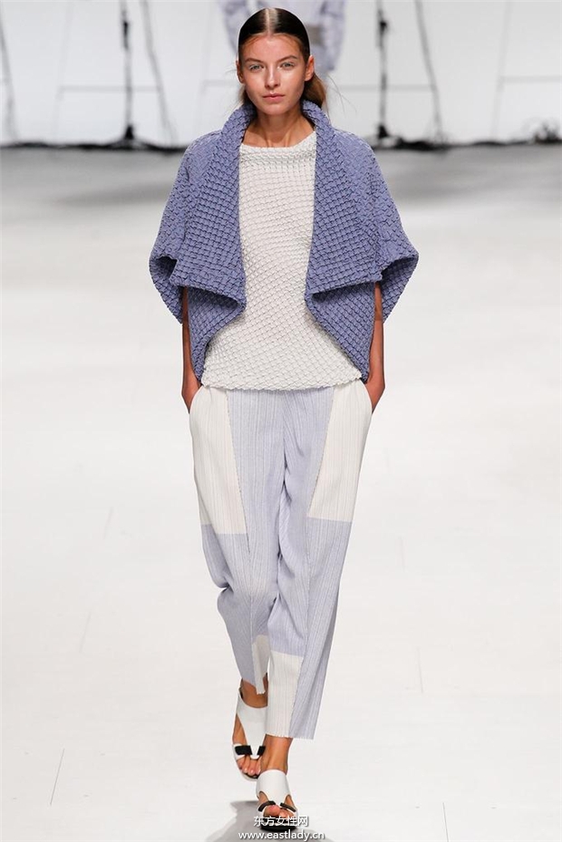 Issey Miyake 2015春夏女裝流行發(fā)布