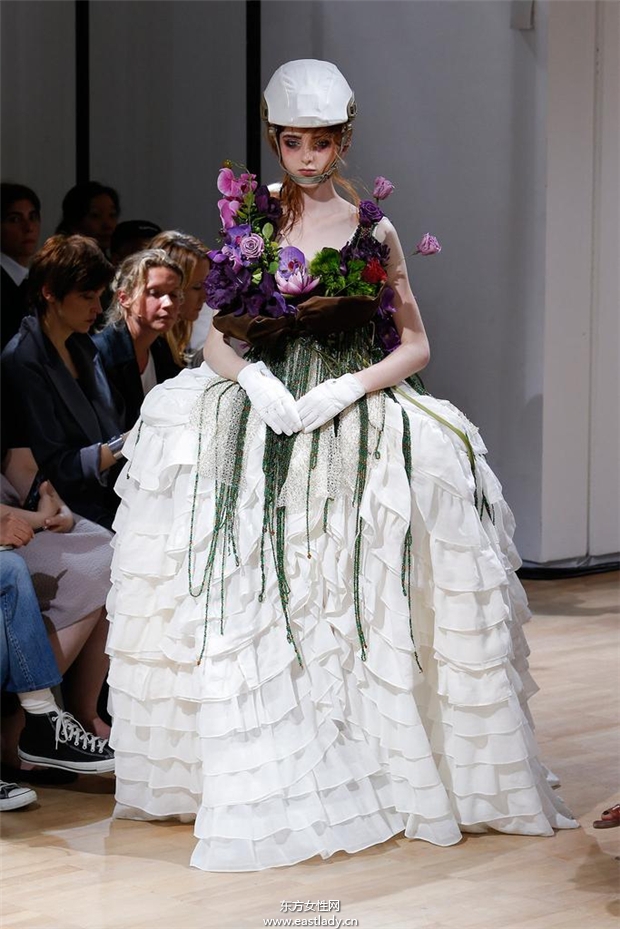 Yohji Yamamoto 2015春夏女裝流行發(fā)布