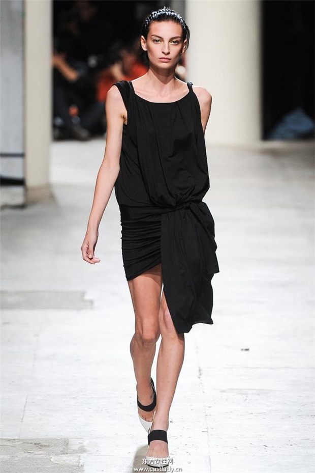 Barbara Bui 2015春夏女裝流行發(fā)布