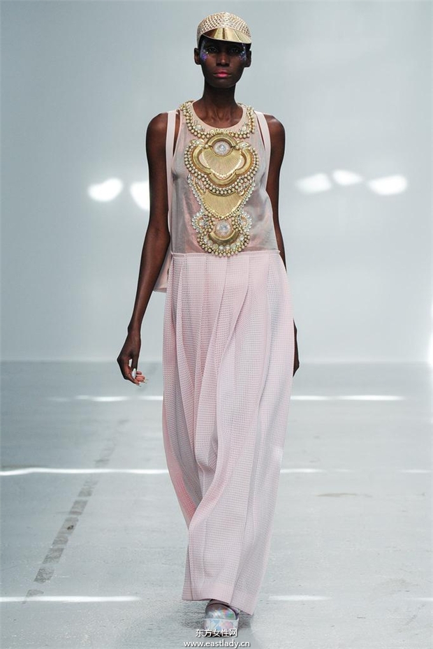 Manish Arora 2015春夏女裝流行發(fā)布