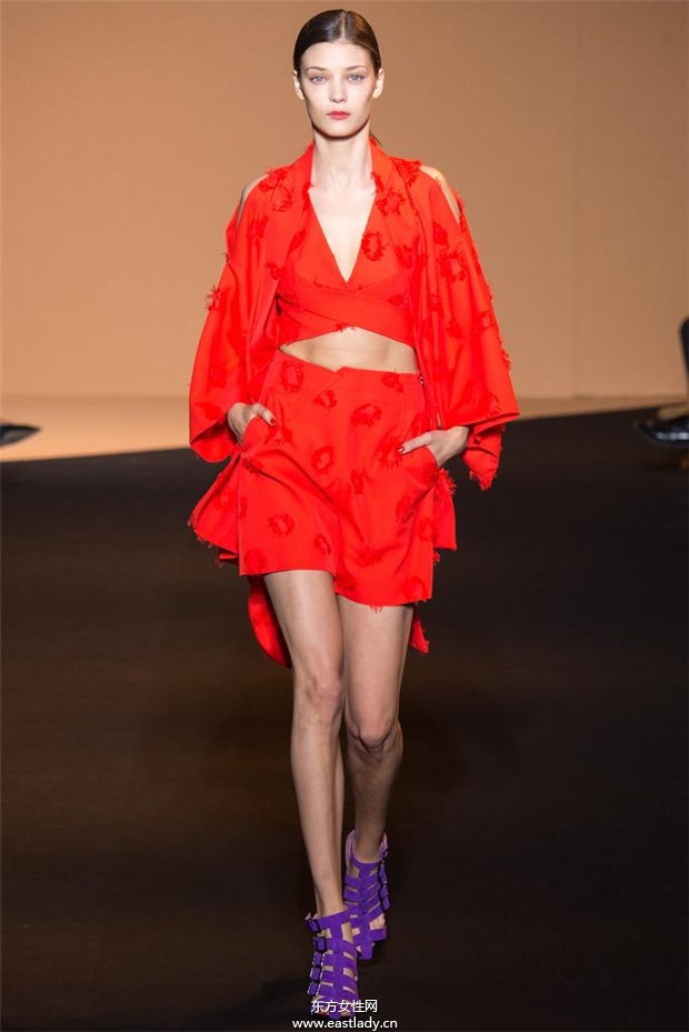 Roland Mouret 2015春夏女裝流行發(fā)布