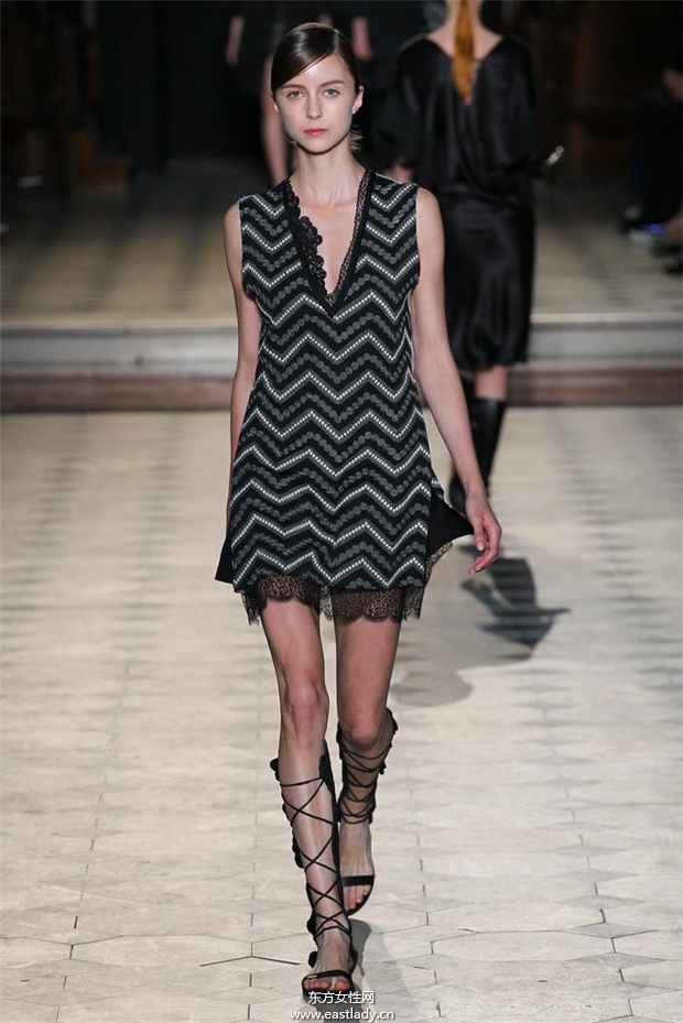 Sharon Wauchob 2015春夏女裝流行發(fā)布