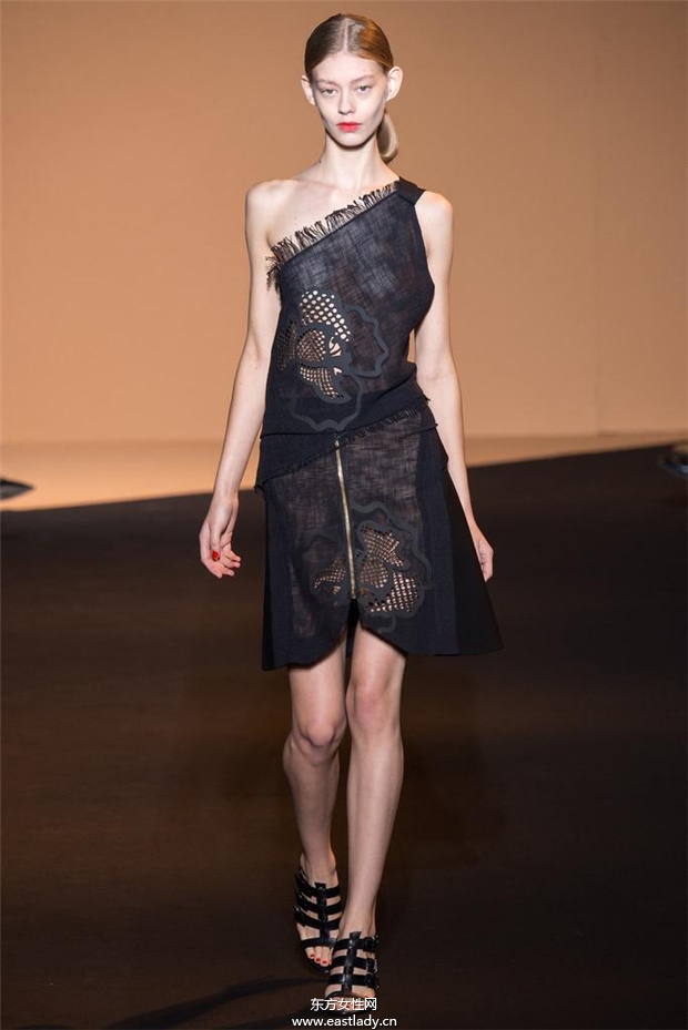 Roland Mouret 2015春夏女裝流行發(fā)布